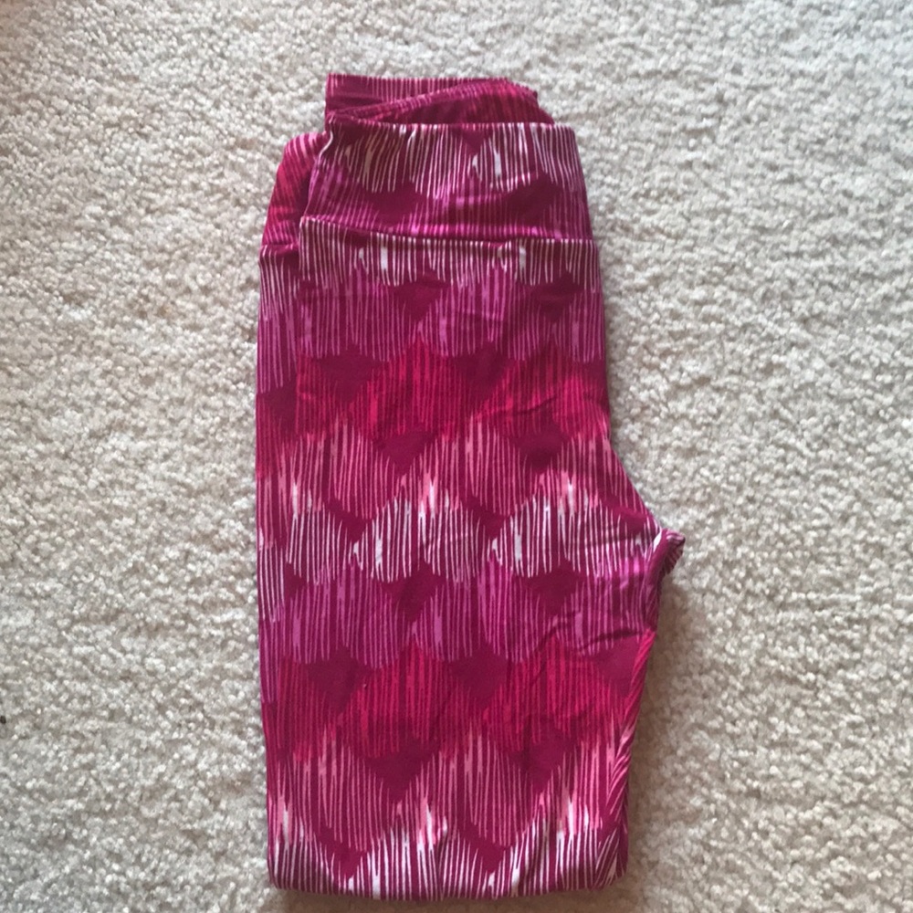 LuLaRoe Valentine Leggings